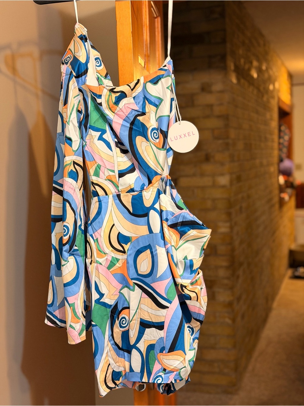 NWT Luxxel Abstract Retro Swirl One-Shoulder Bell Sleeve Romper Medium